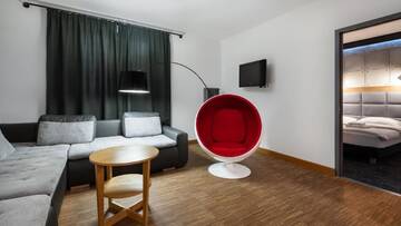 Фото номера Номер Лофт Делюкс Отель Artis Loft Hotel г. Радзеёвице 3