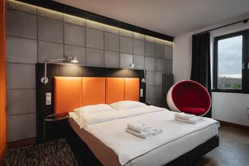 Фото номера Двухместный номер с 1 кроватью Отель Artis Loft Hotel г. Радзеёвице 3