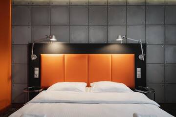 Фото номера Стандартный семейный номер Отель Artis Loft Hotel г. Радзеёвице 2